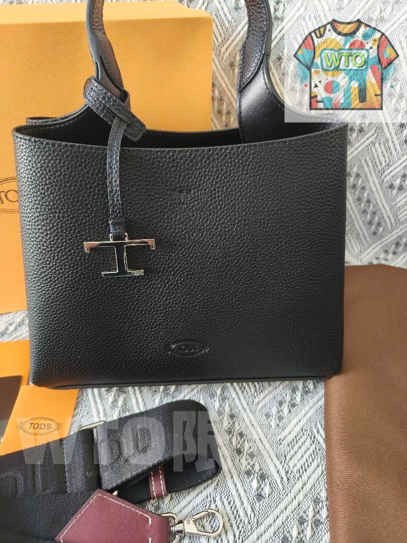 TOD S ショルダーバッグ ブラック