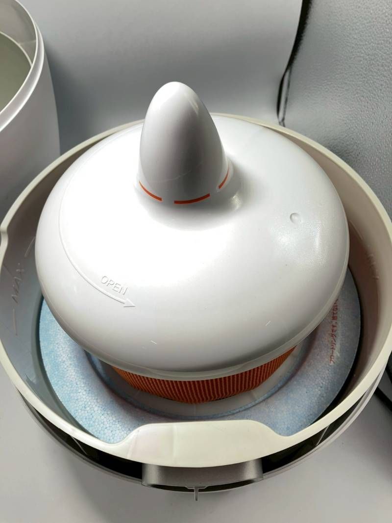 送料無料】ボネコ BONECO E2441A 気化式加湿器 ホワイト 中古 動作確認