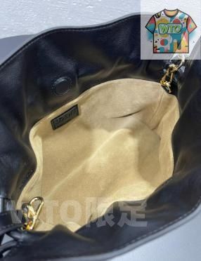 LOEWE ショルダーバッグ