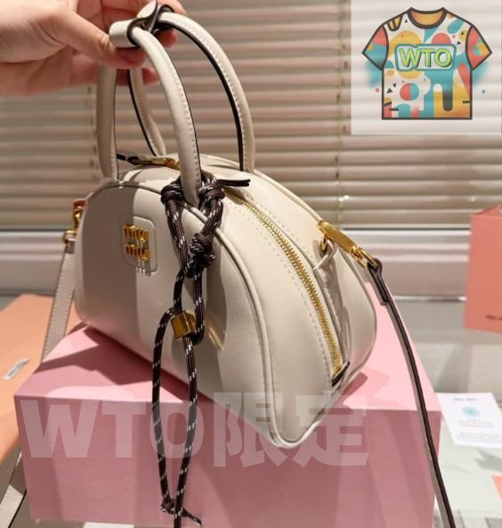  MIUMIU ショルダーバッグ-WTO輸入1 ショルダーバッグ バッグ