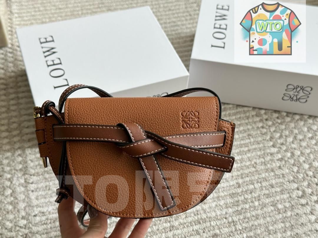 断捨離中 ロエベ ショルダーバッグ WTO輸入 YHN 08