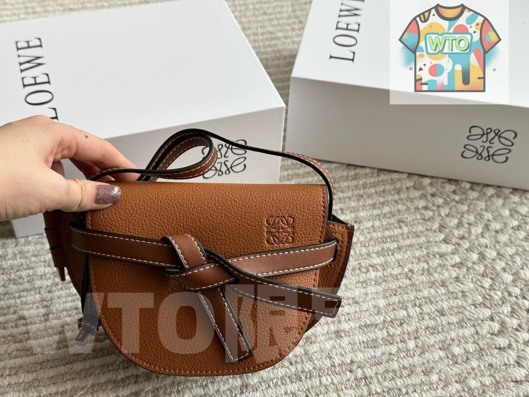 断捨離中 ロエベ ショルダーバッグ-WTO輸入1