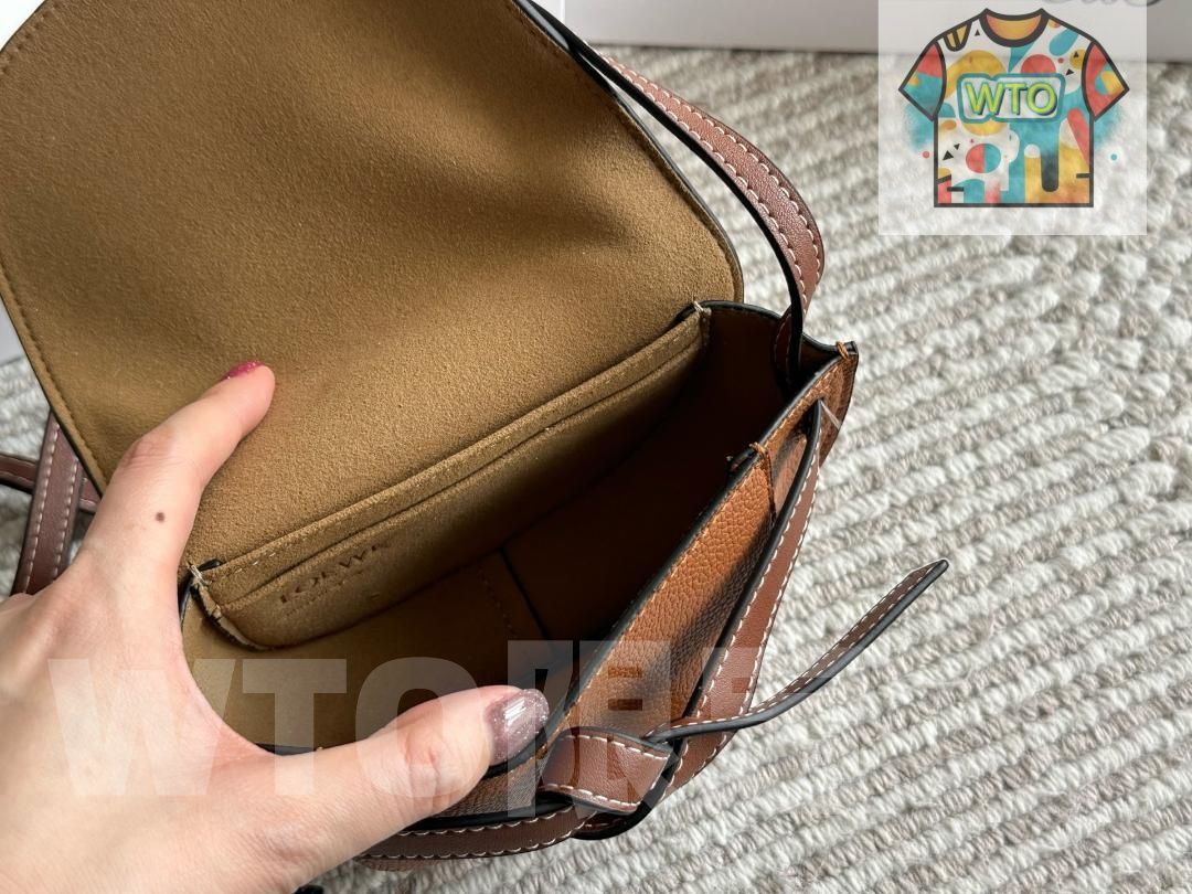 ショルダーバッグ