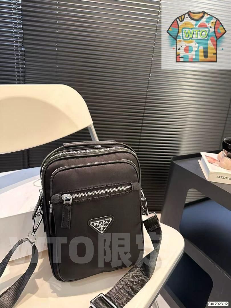  PRADA プラダ 三角 ショルダーバッグ-WTO輸入-BWL 19 ショルダーバッグ バッグ