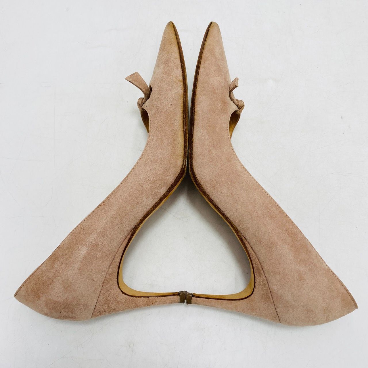 sergio rossi セルジオロッシ パンプス ポインテッドトゥ リボン