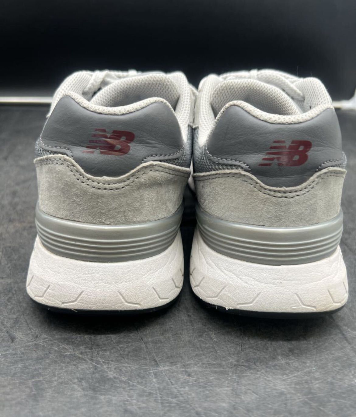 グレー系 底すれ少