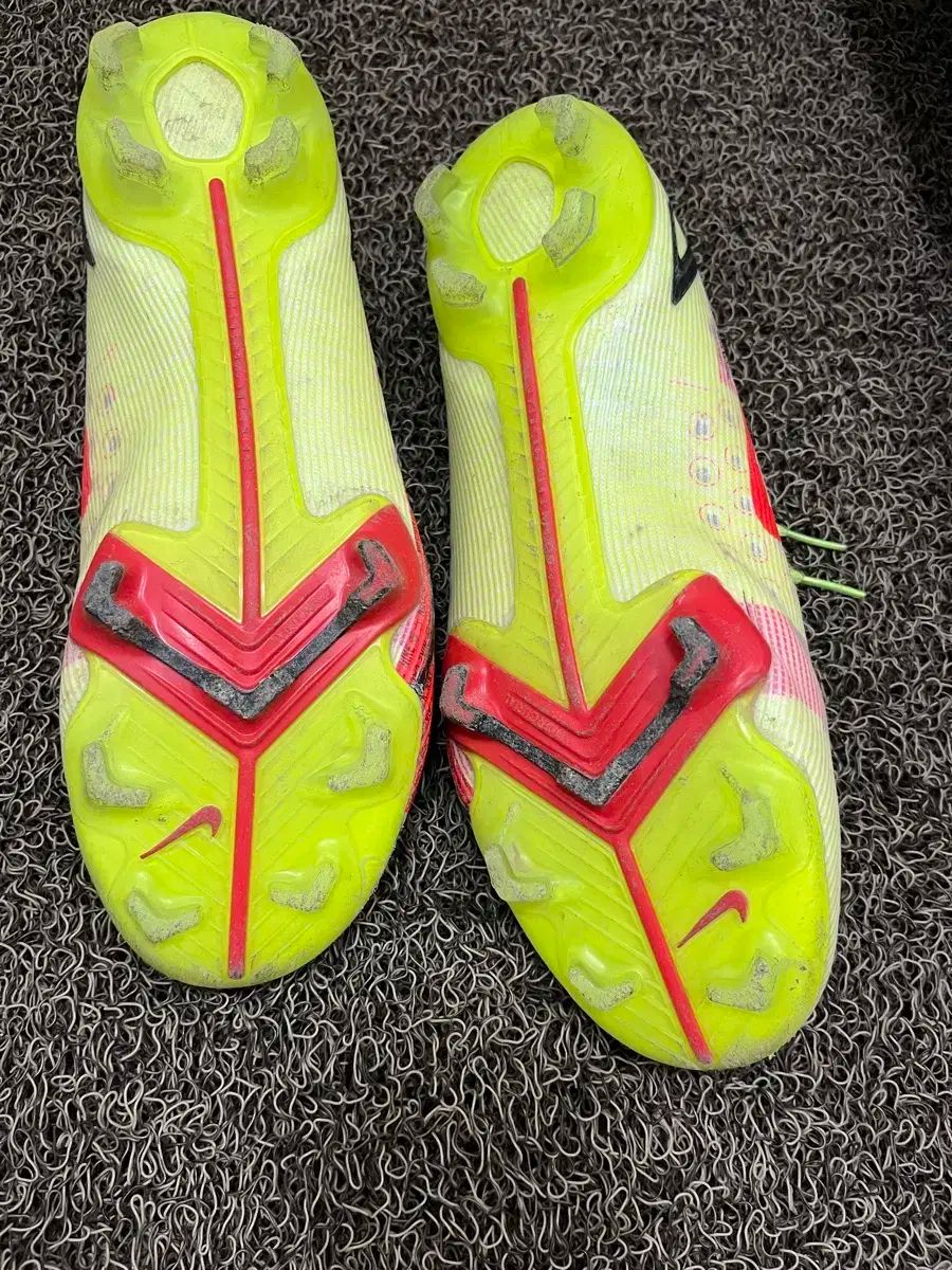 ナイキ マーキュリアル エリート サッカーシューズ 265