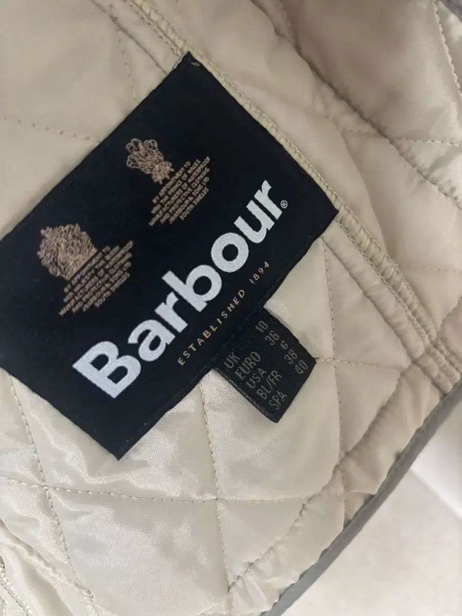 BARBOUR INTERNATIONAL キルティング ジャケット