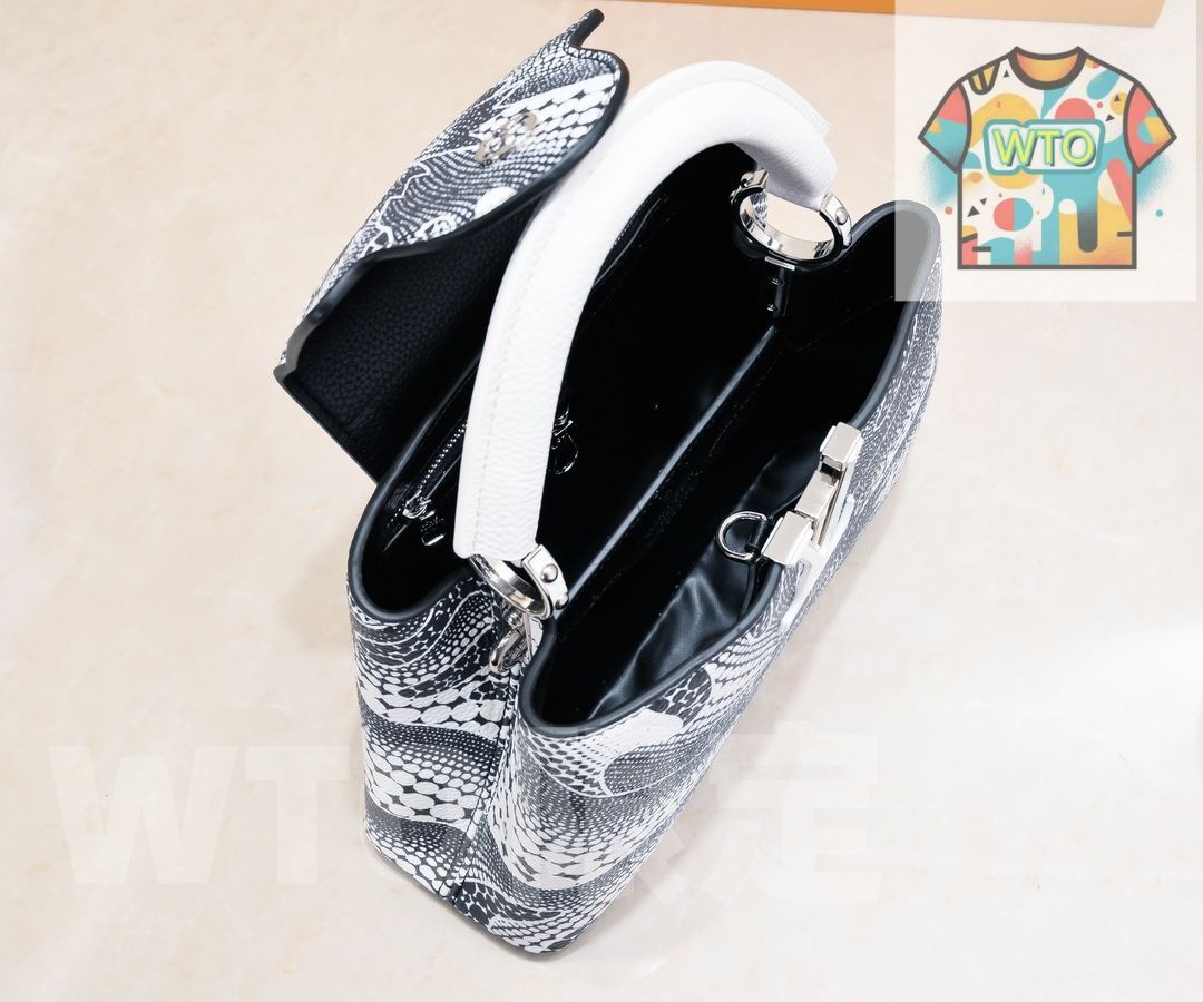 手に提げて肩にかけてもいい