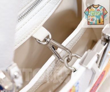 暗潮が押し寄せて目がくらむデザイン