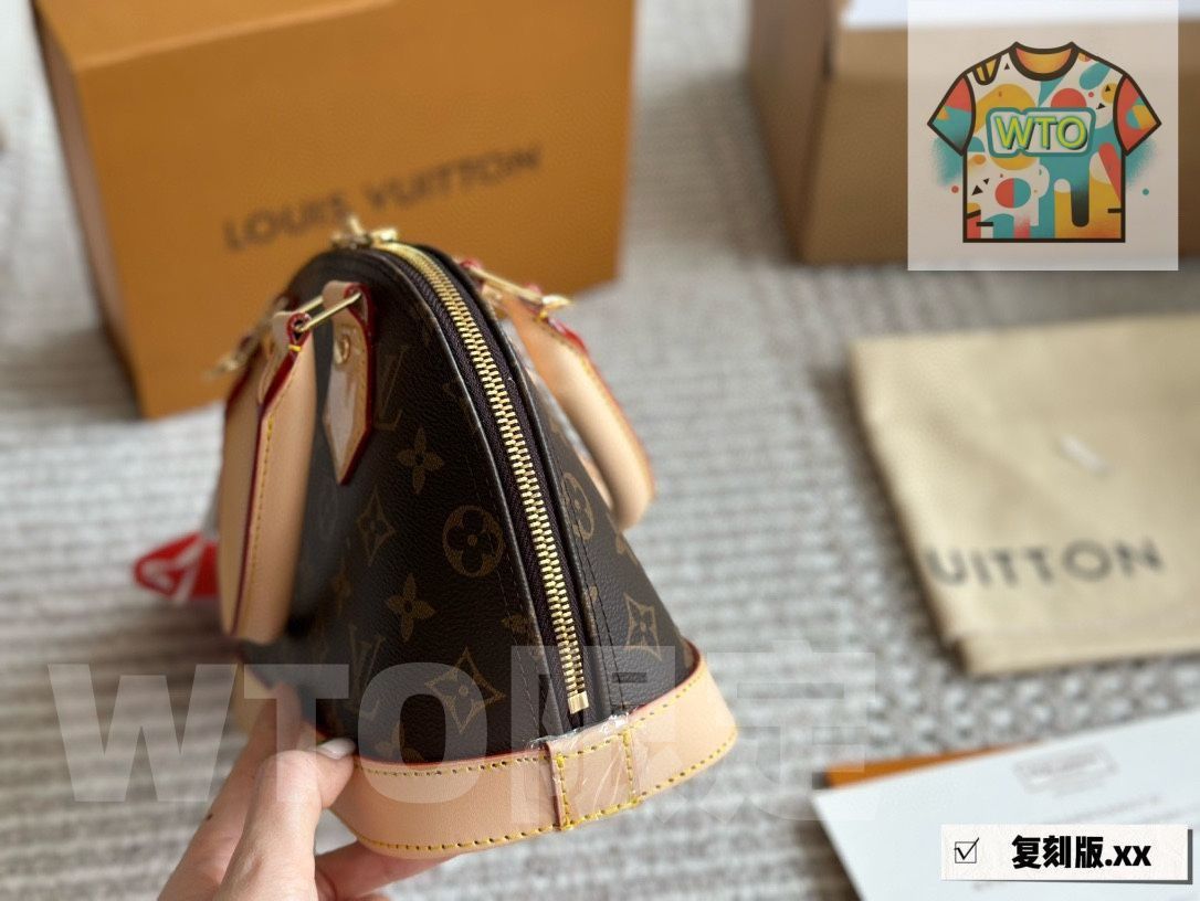 バックパック 小銭入れ