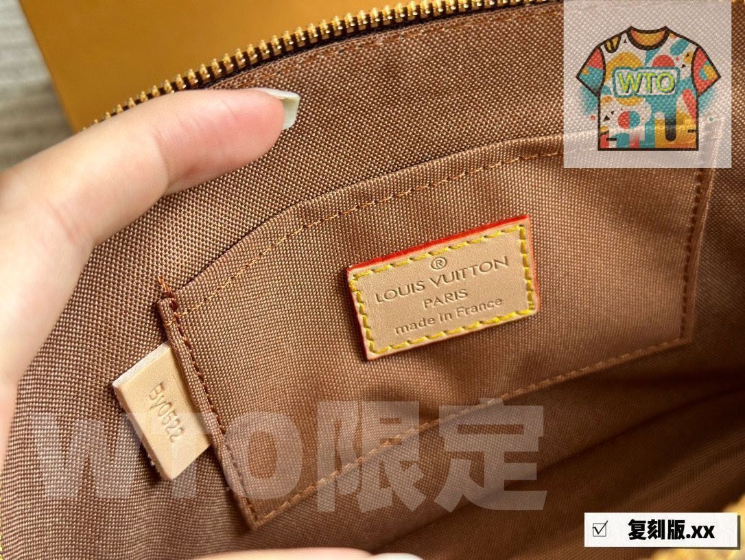 バックパック 小銭入れ