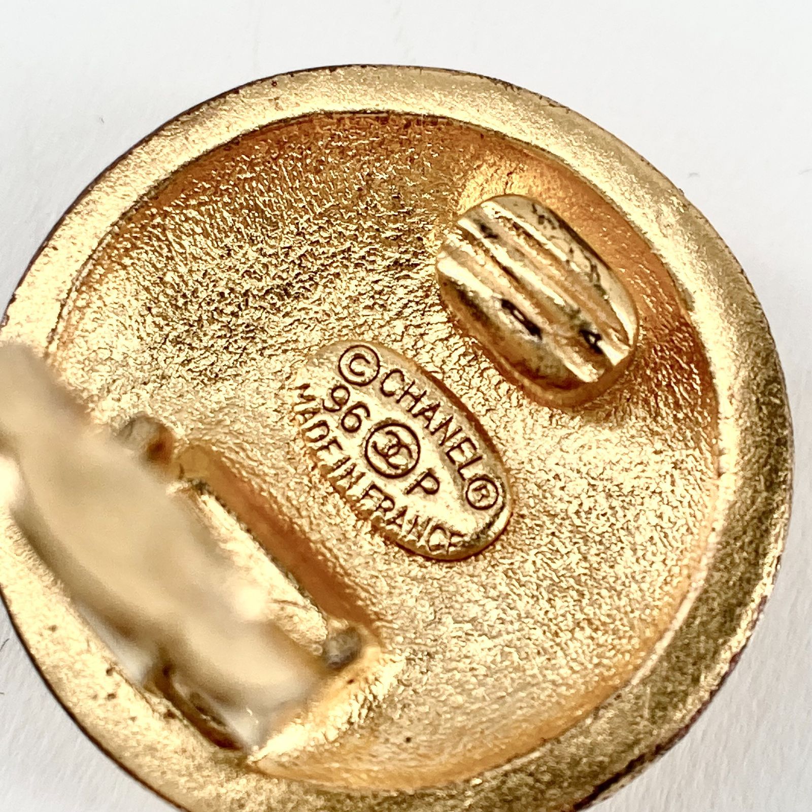 シャネル 刻印 96P ゴールド ビンテージ イヤリング オンライン ココ