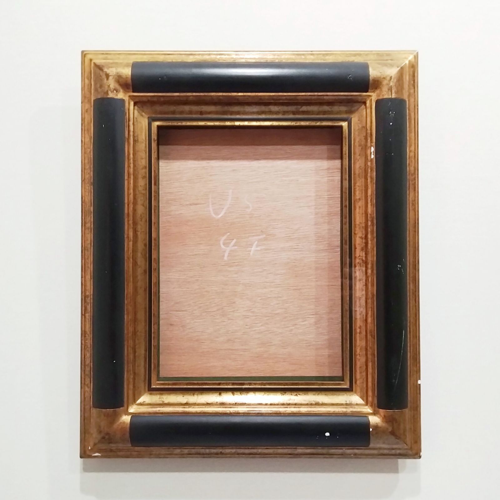 ヴィンテージ油彩額 F4号サイズ フレーム 額縁 黒金 アンティーク