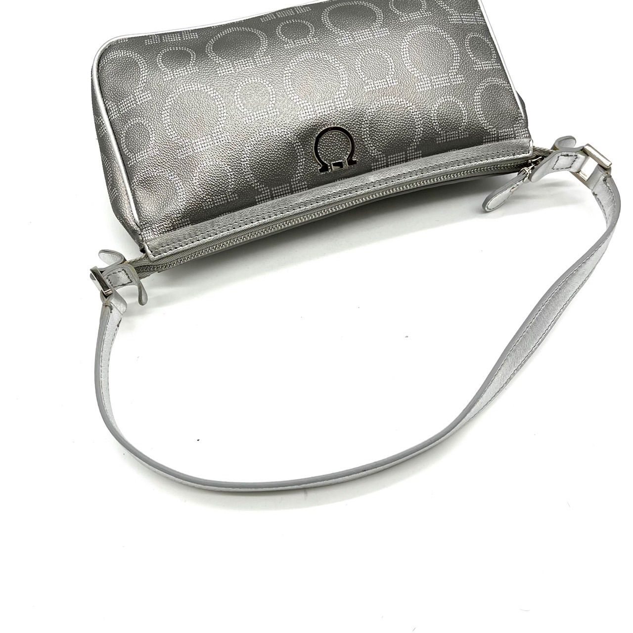良品】 Salvatore Ferragamo サルヴァトーレフェラガモ ショルダー 