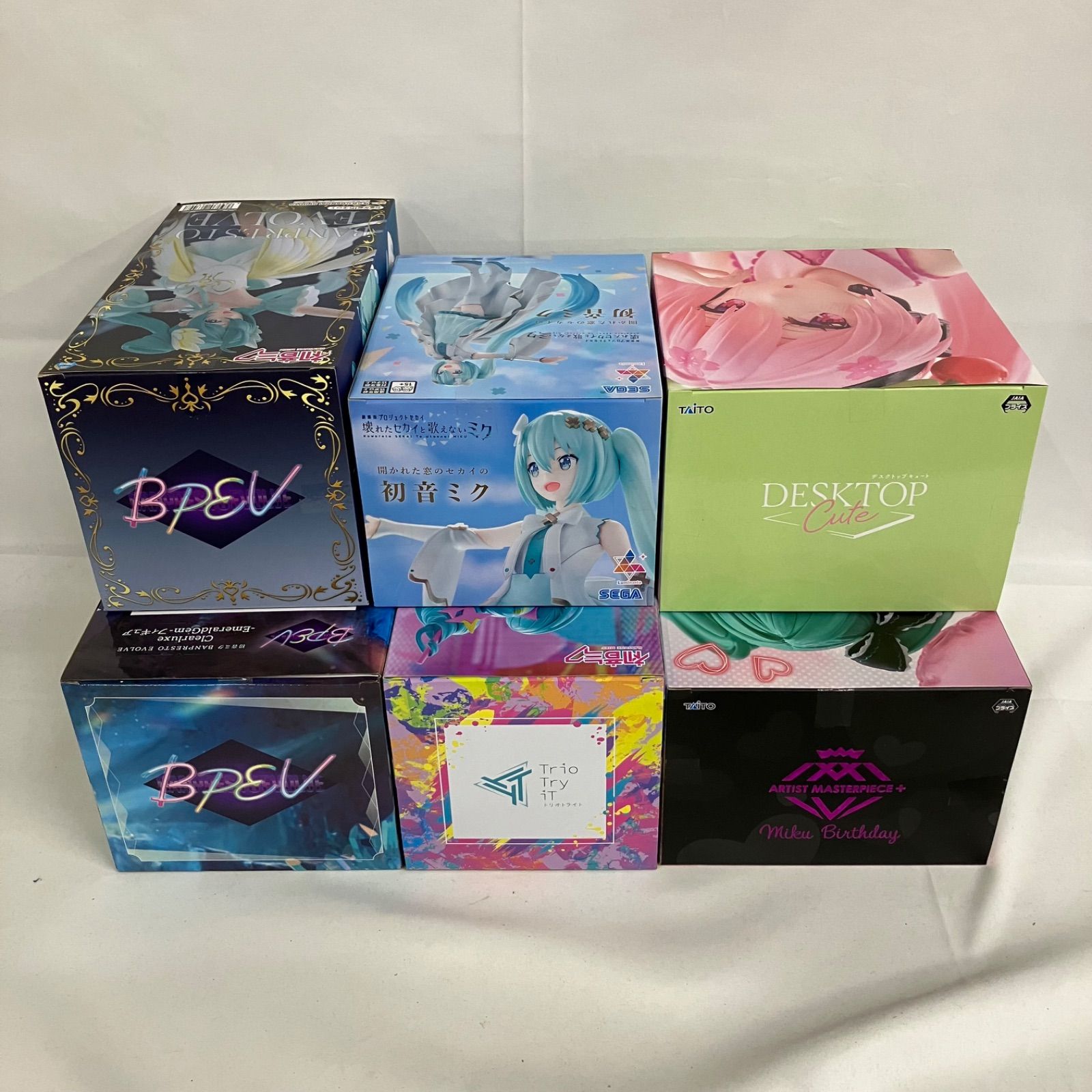初音ミク　フィギュアまとめ売りセット 未開封 初音ミク 桜ミク フィギュア まとめ 6個セット SFJ240 c107