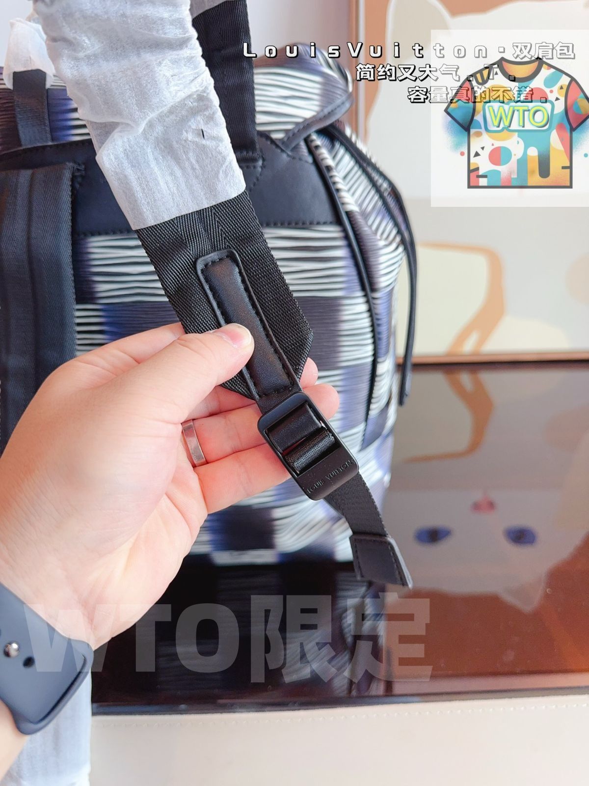 LVショルダーバッグ