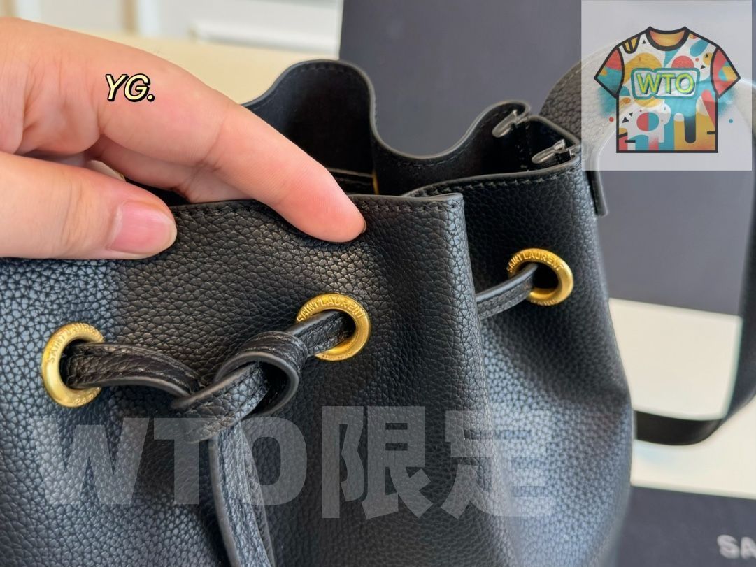 手首バッグ 旅行バッグ