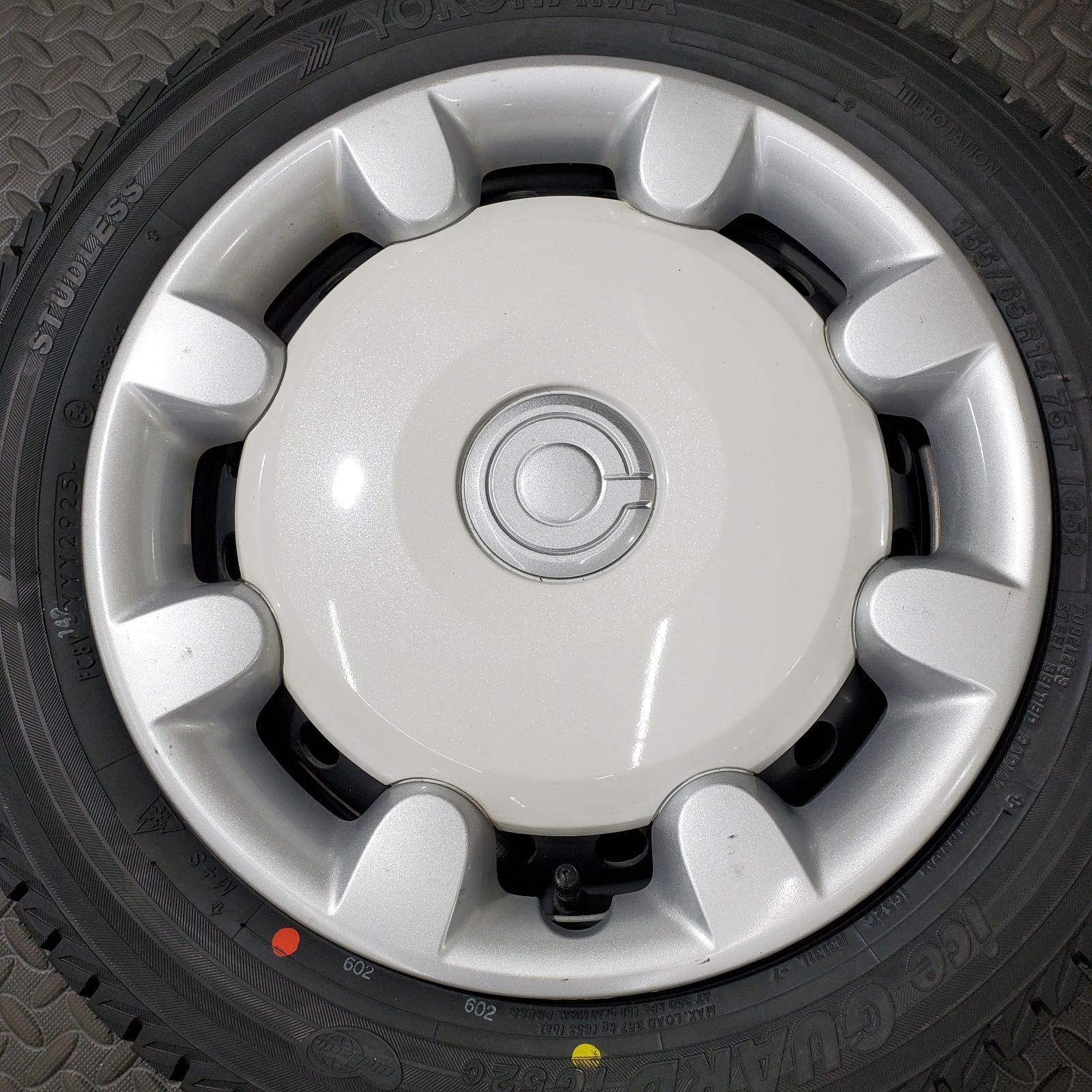 25年製 タイヤ 155 65 R 14 ヨコハマ アイスガードIG 52 C ダイハツ ミラココア スタッドレスタイヤ 1179