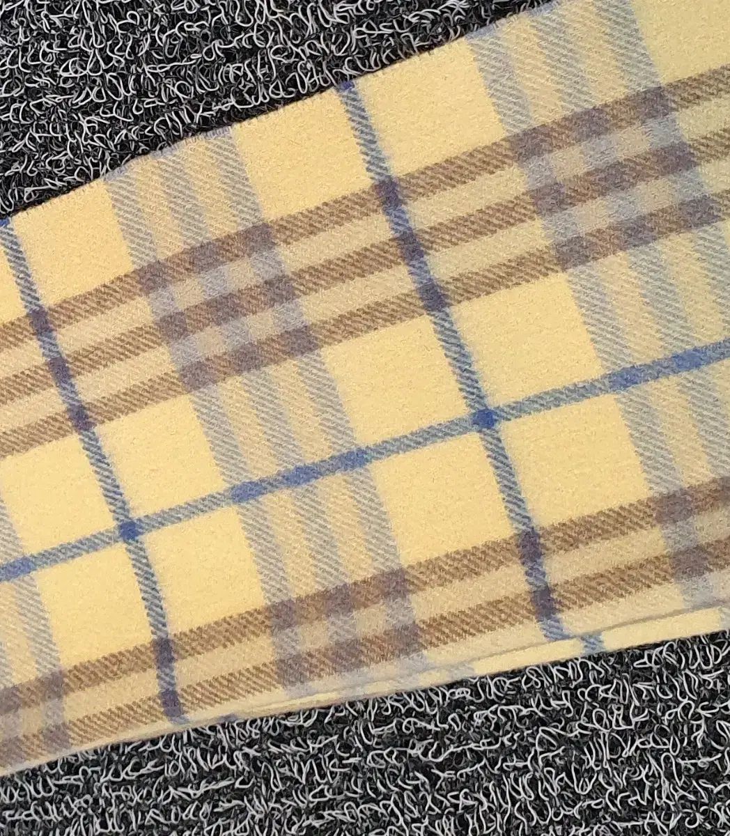 バーバリー イエロー CHECK マフラー カシミア 100プロ 状態良し