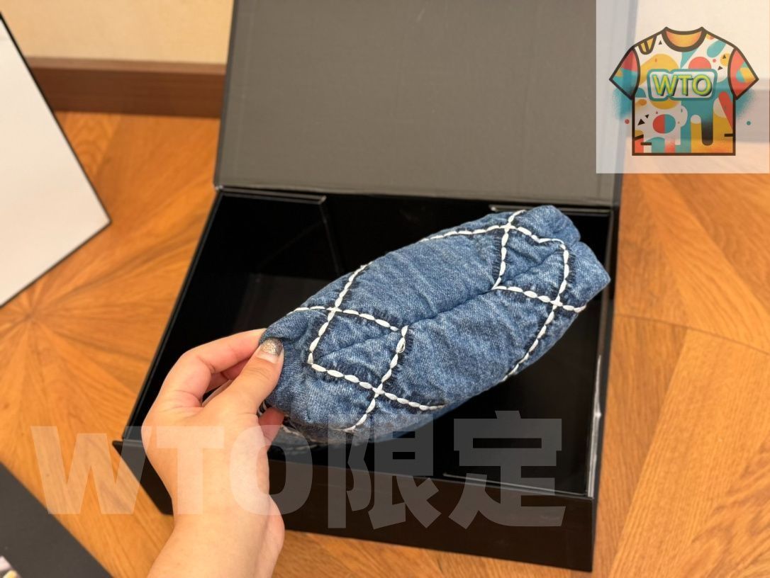  シャネルCHANELのショッピングバッグには 財布 キーバッグ 小銭入れ ハンドバッグ ポーチ リュック ショルダーバッグ 旅行バッグ 郵便配達バッグが含まれています ハンドバッグ バッグ