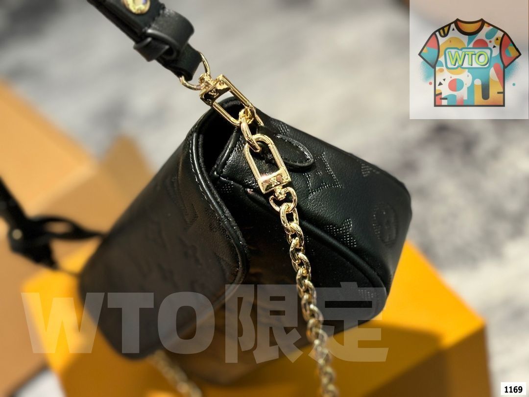 小銭入れ 手持ちバッグ