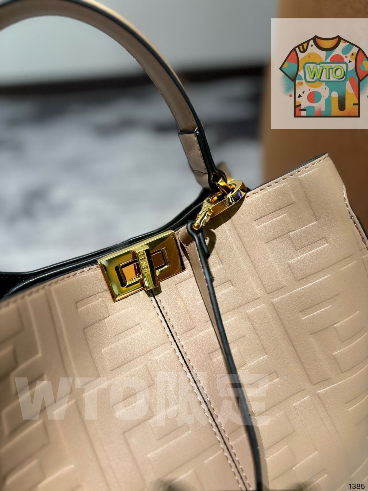 Peekabooシリーズのハンドバッグ