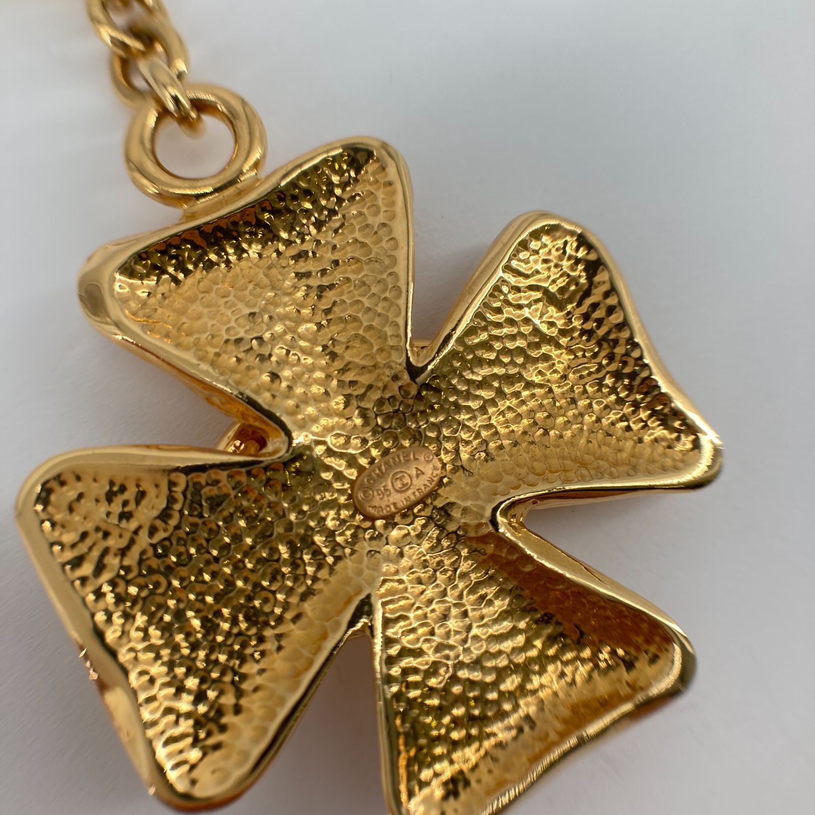 クローバーモチーフ