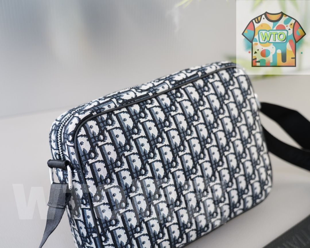 ショルダーバッグ