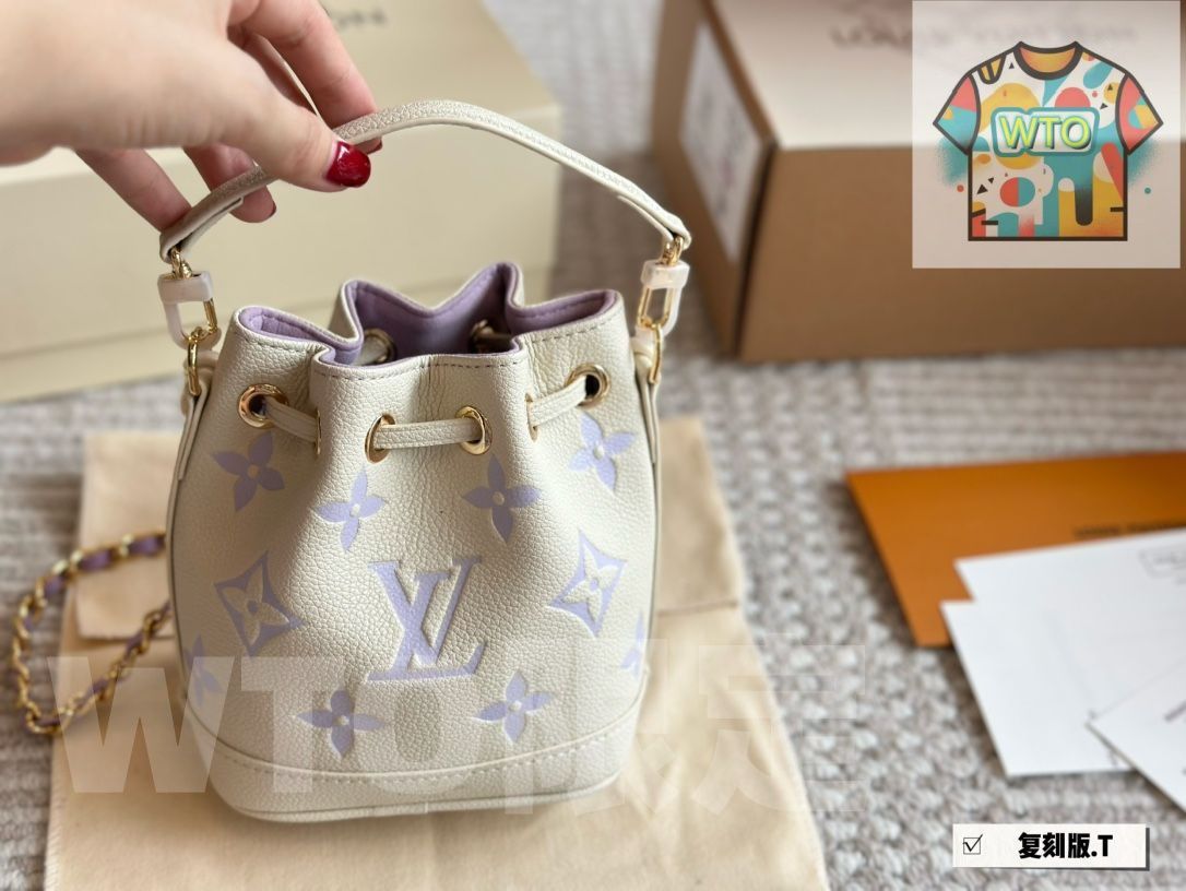 バックパック 小銭入れ