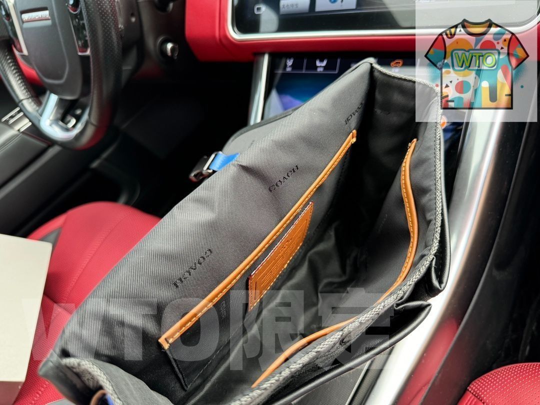 メッセンジャーバッグ