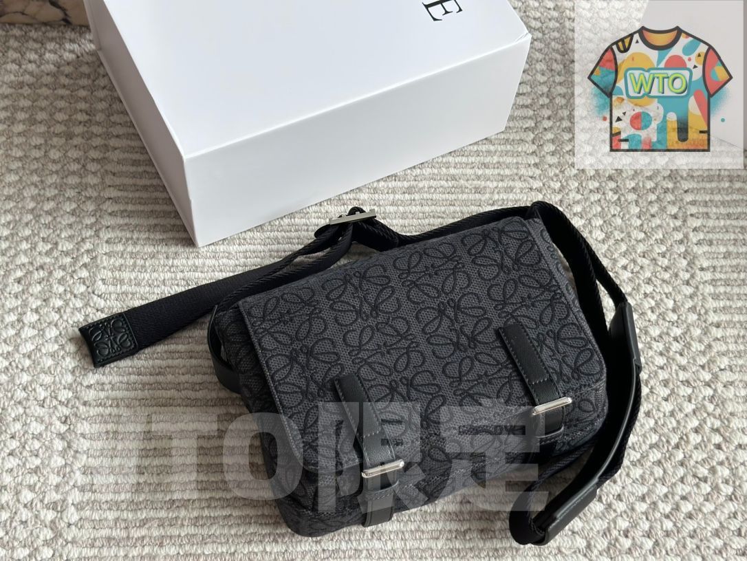 LOEWE ロエベメンズバッグ バックパック 小銭入れ ショルダーバッグ 郵便配達バッグショルダーバッグ-WTO輸入-PHB36