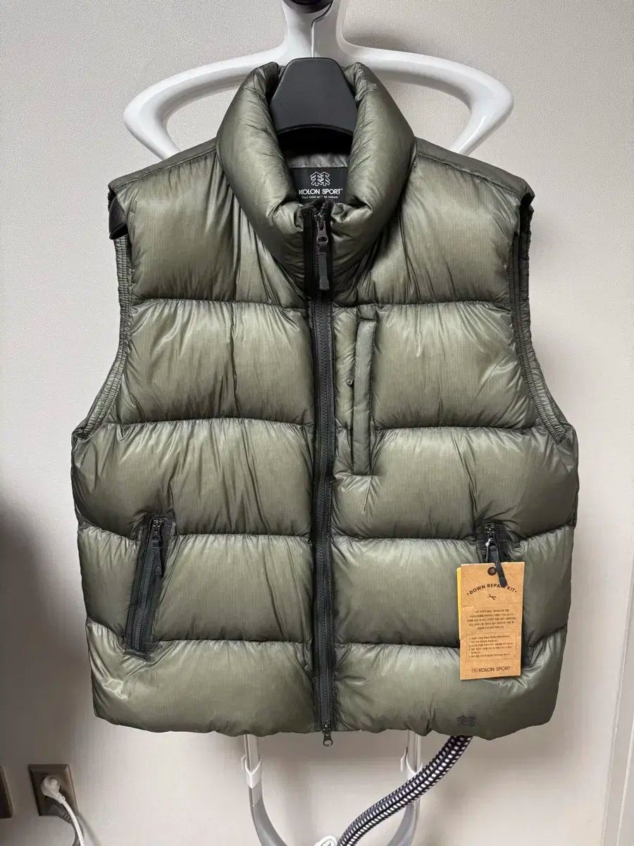 コーロンスポーツ ストームウォール ダウンベスト
