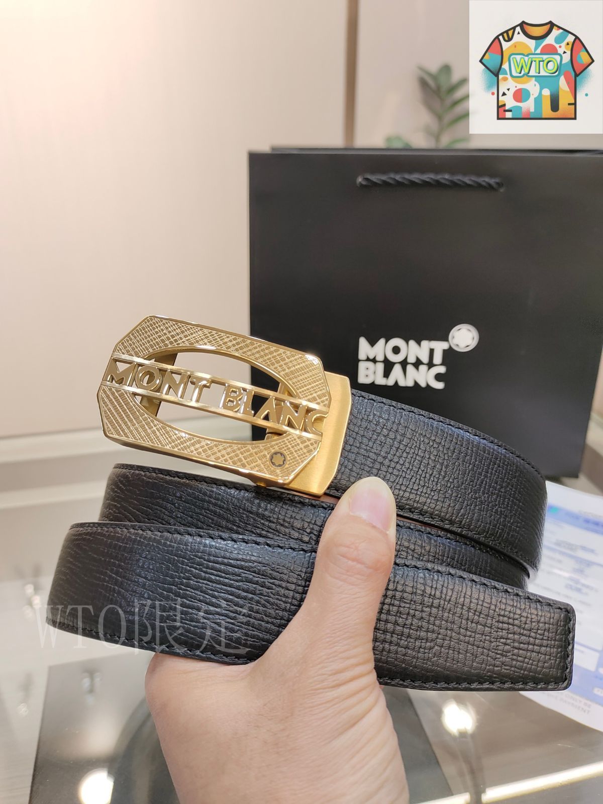 今日 Montblanc メンズオートベルト
