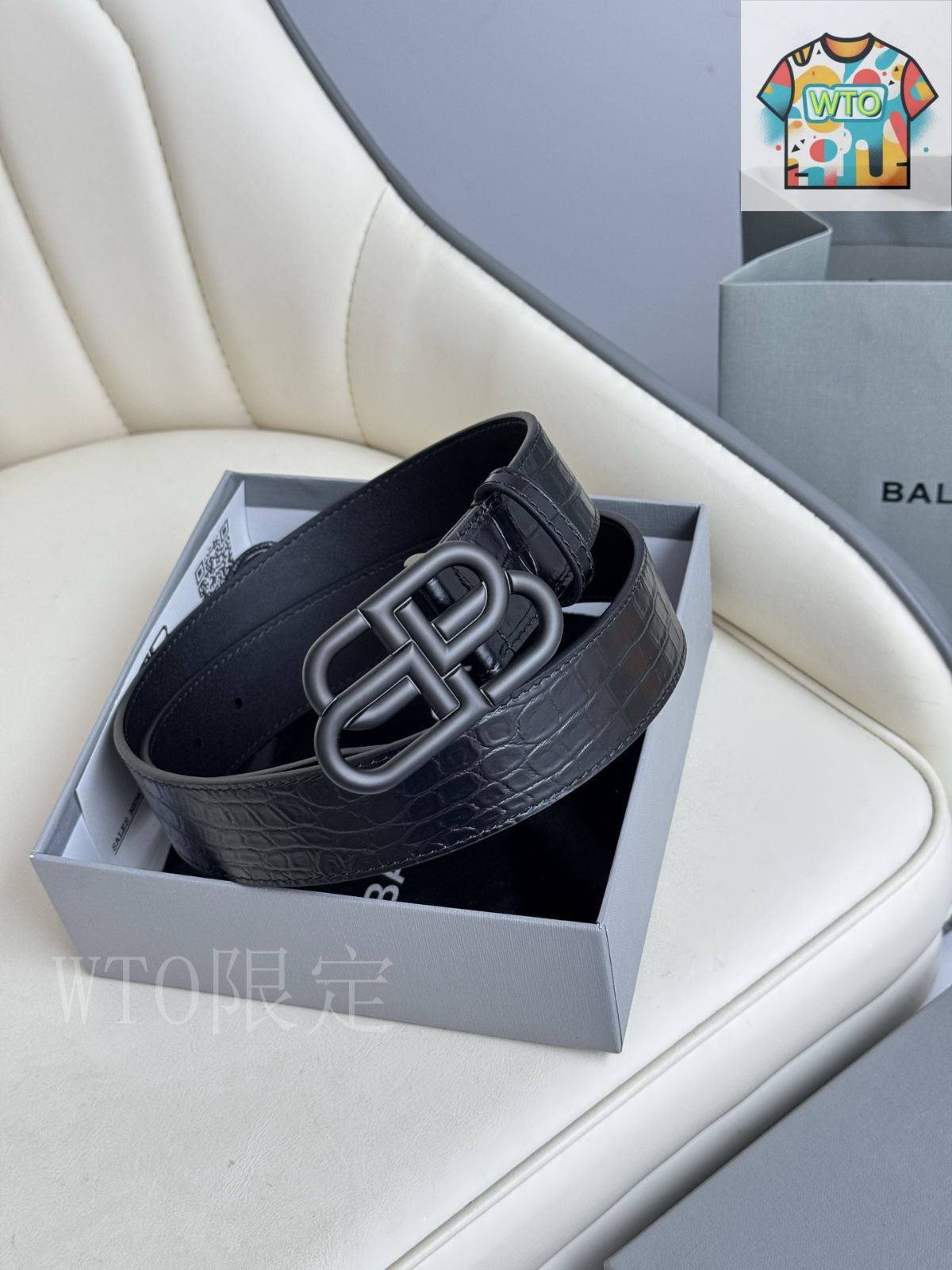 今日 Balenciaga 3 5 cm レザーベルト