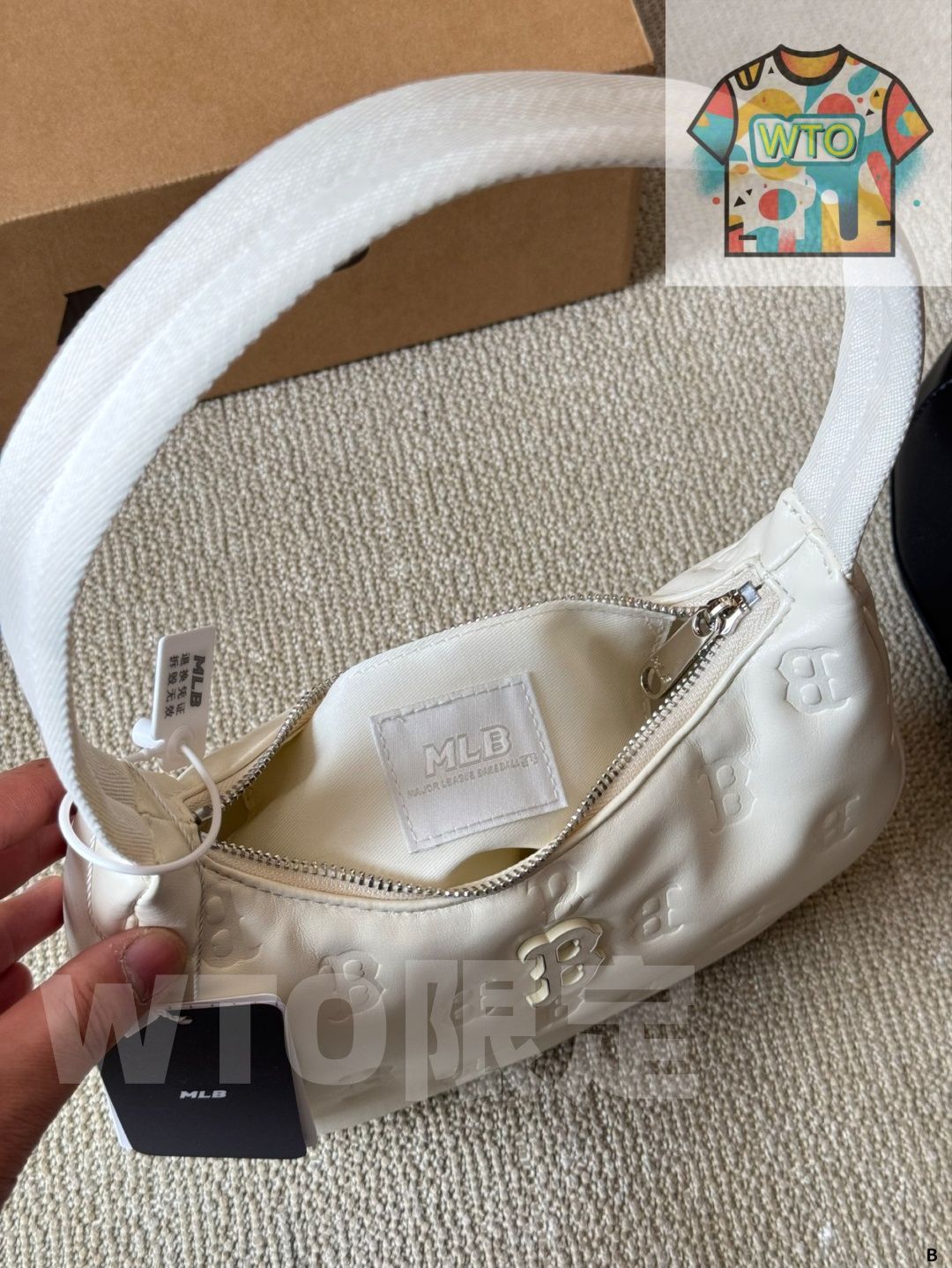 - ユニセックス