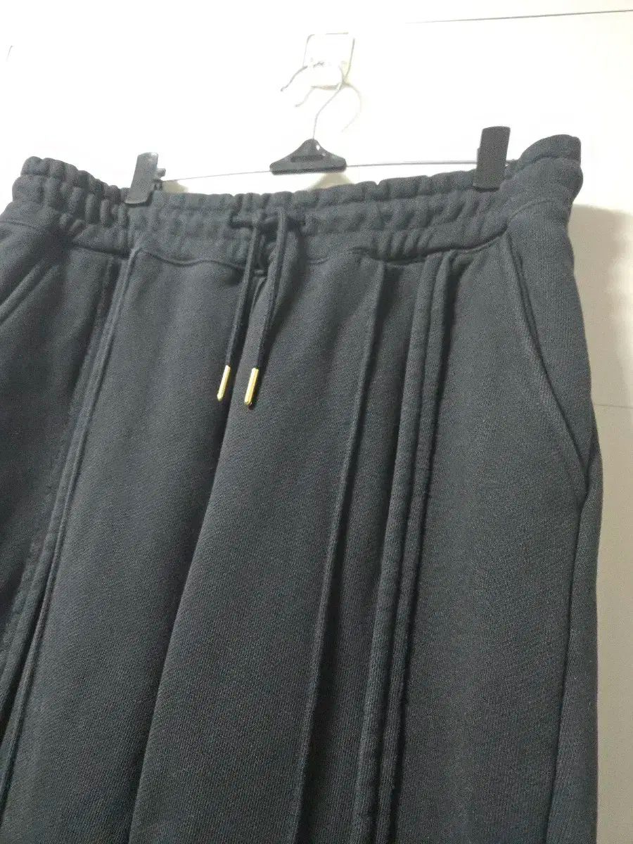 ラピナート エトワール カッティング LINE セミ ワイド トレーナー パンツ 50