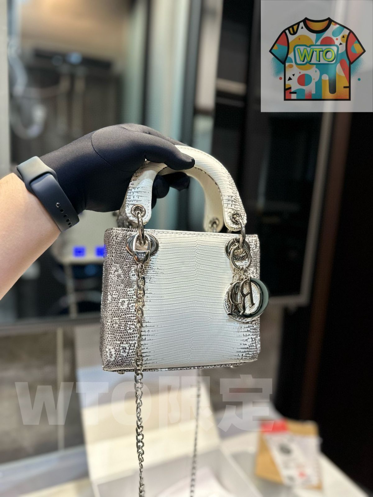 DIOR ヒマラヤ レディディオール 3ゴールド 18 cm ダイヤモンドハードウェア