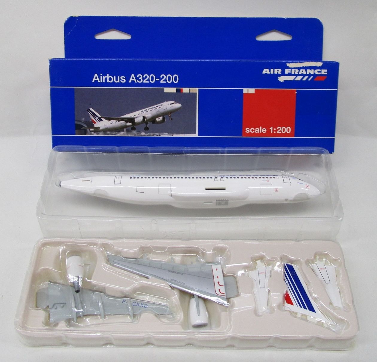 ホーガン 1/200 1752 A320-200 エールフランス F-GKXD【B】krt090204m