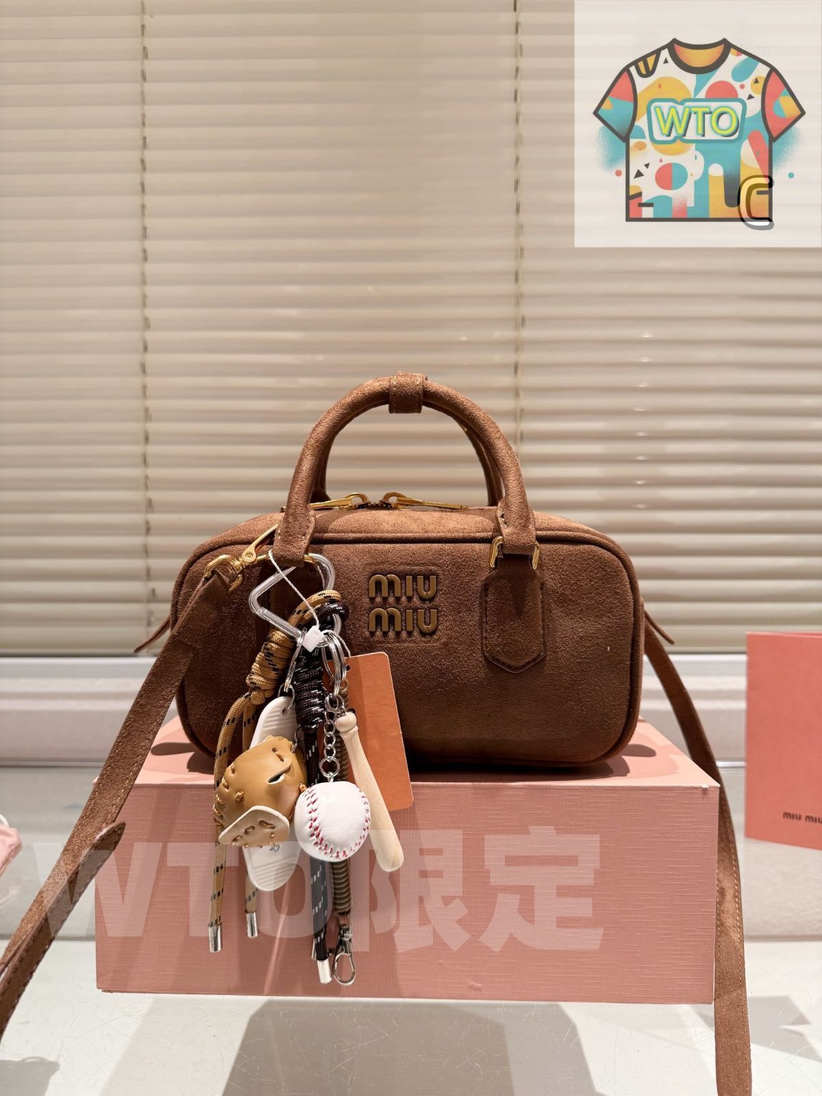 MIU スエード カメラバッグ -WTO輸入-AJL 48