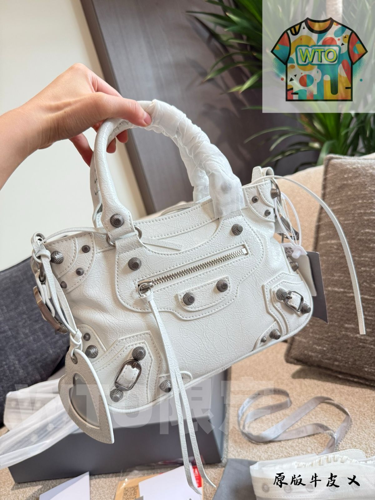  BALENCIAGA モトサイクルバッグ - ホワイト レザー ハンドバッグ バッグ