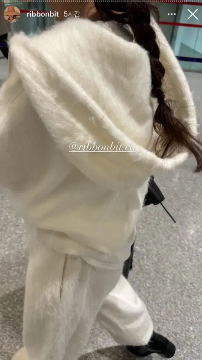 リボン빛 ribbonbit スノウ フーディー