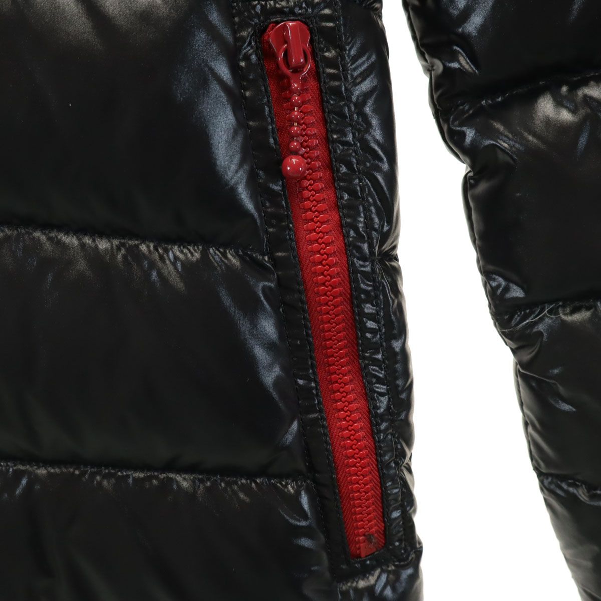 DUVETICA デュベティカ ブルガリア製 ACE ダウンコート 38 ブラック系