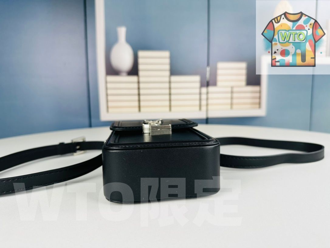 ウエストバッグ 在庫