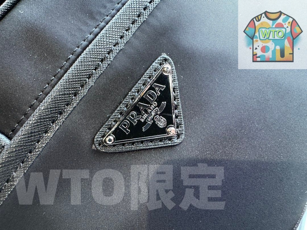 WTO通販 PRADA プラダ メンズ シングルショルダーバッグ 在庫 価格 WTO輸入 JBD 35 コンパクト 卒園祝い