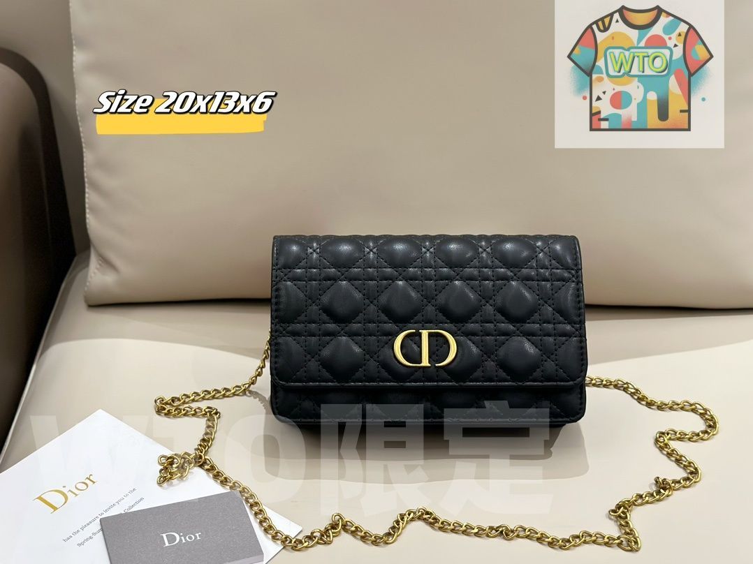 財布 で今の在庫は