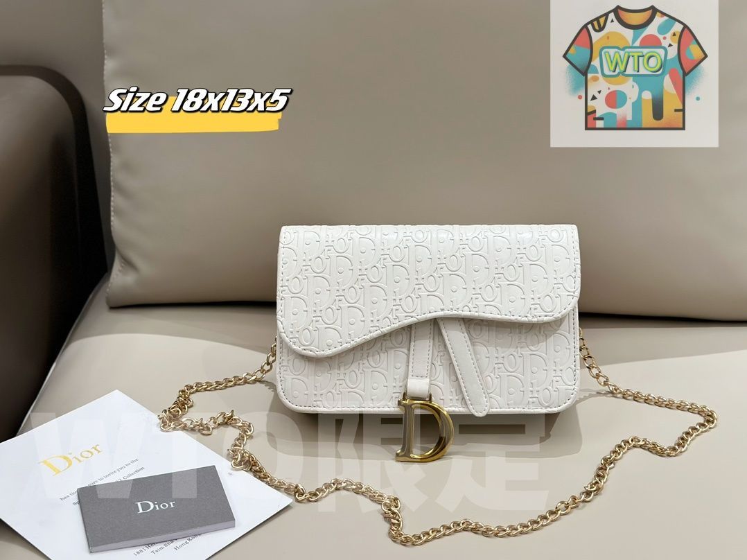 魅力的なバッグ 財布