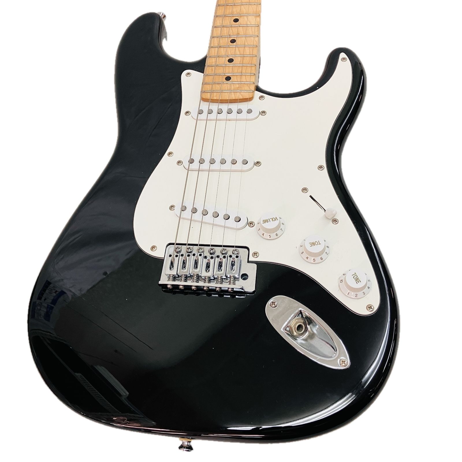 FERNANDES ストラトキャスター タイプ エレキギター 弦楽器