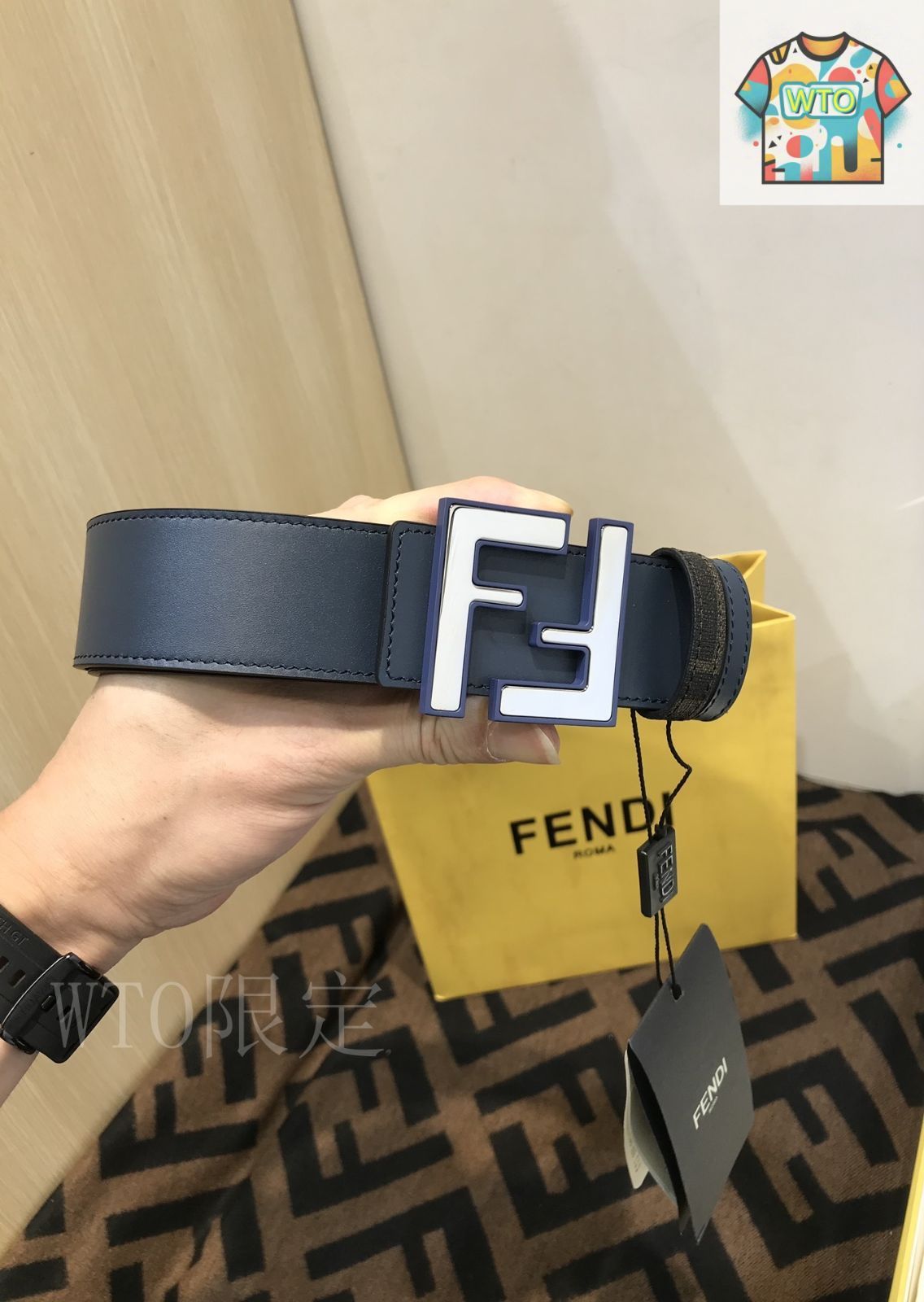 今日 Fendi 38 MM ダブル リベットベルト