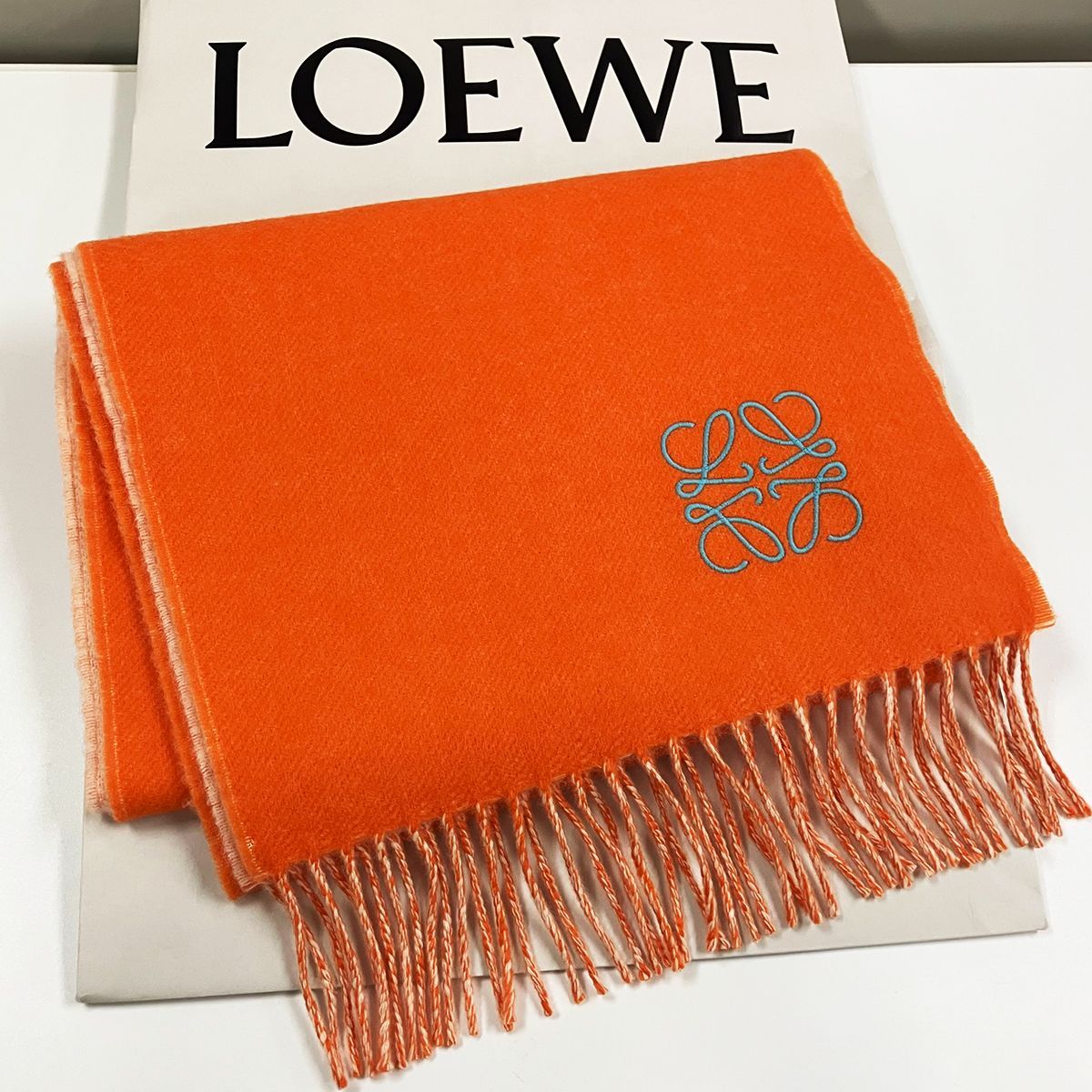 LOEWE ロエベ アナグラム マフラー オレンジ